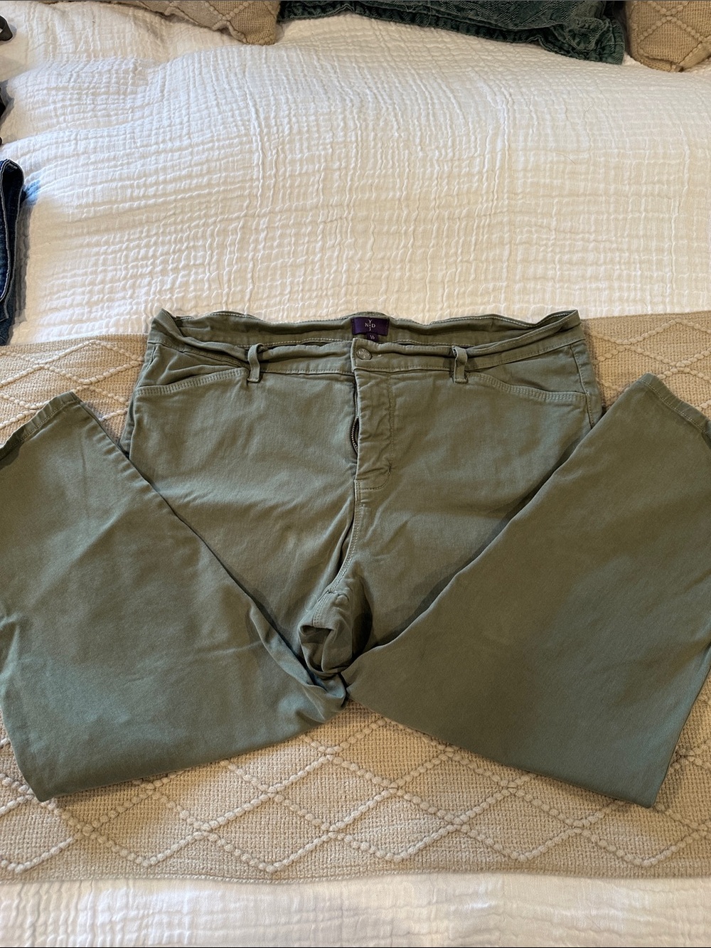 NYDJ Olive Green Cropped Ankle Pants